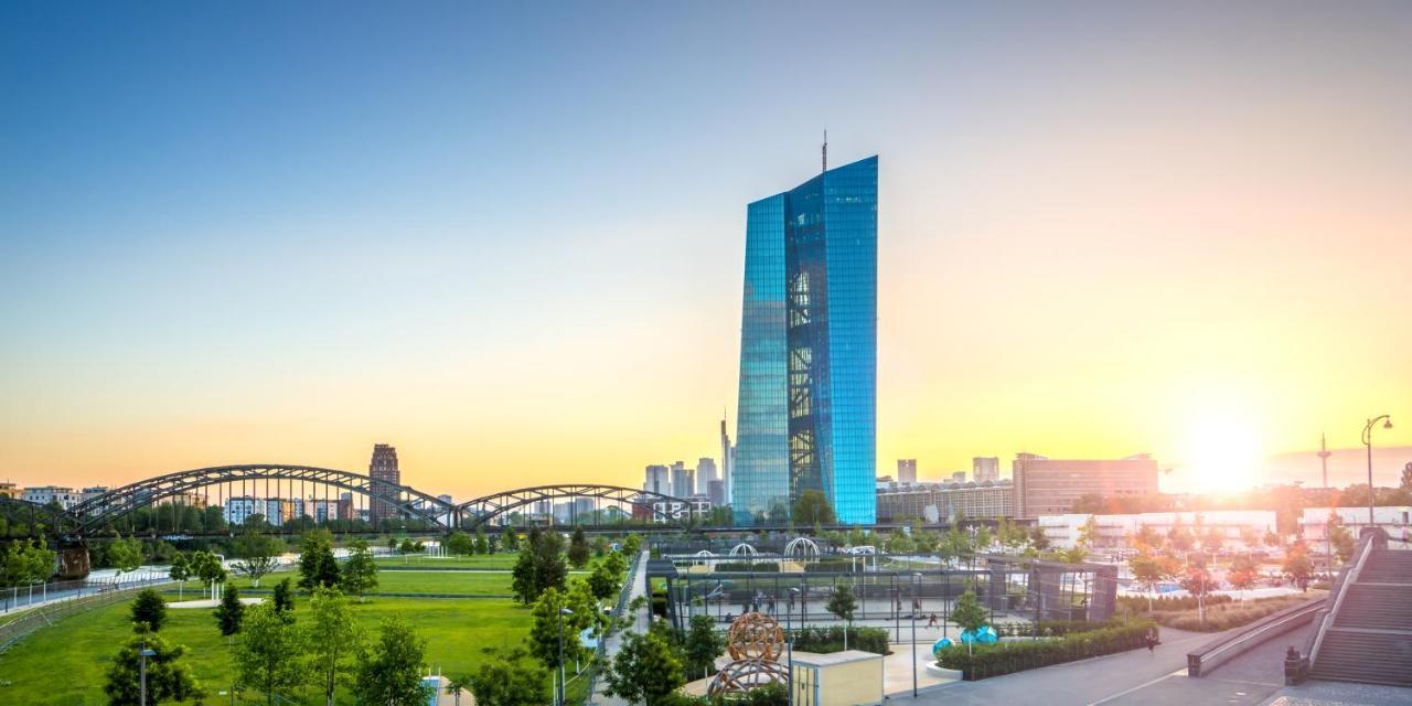 Hotel Miramar am Römer Frankfurt am Main Bagian luar foto