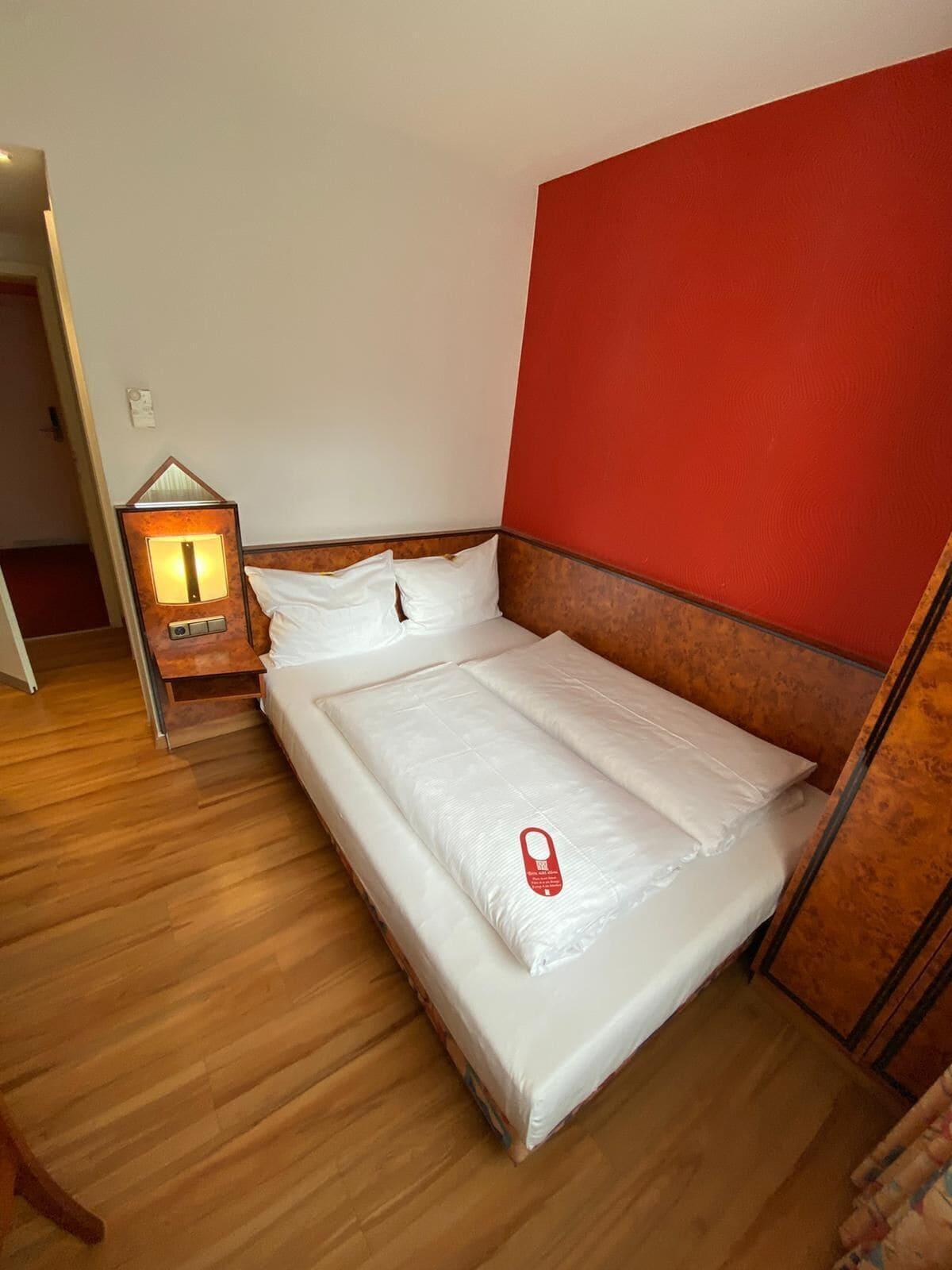 Hotel Miramar am Römer Frankfurt am Main Bagian luar foto