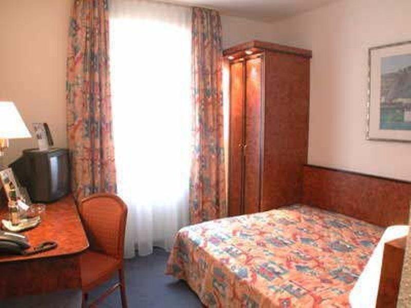 Hotel Miramar am Römer Frankfurt am Main Ruang foto