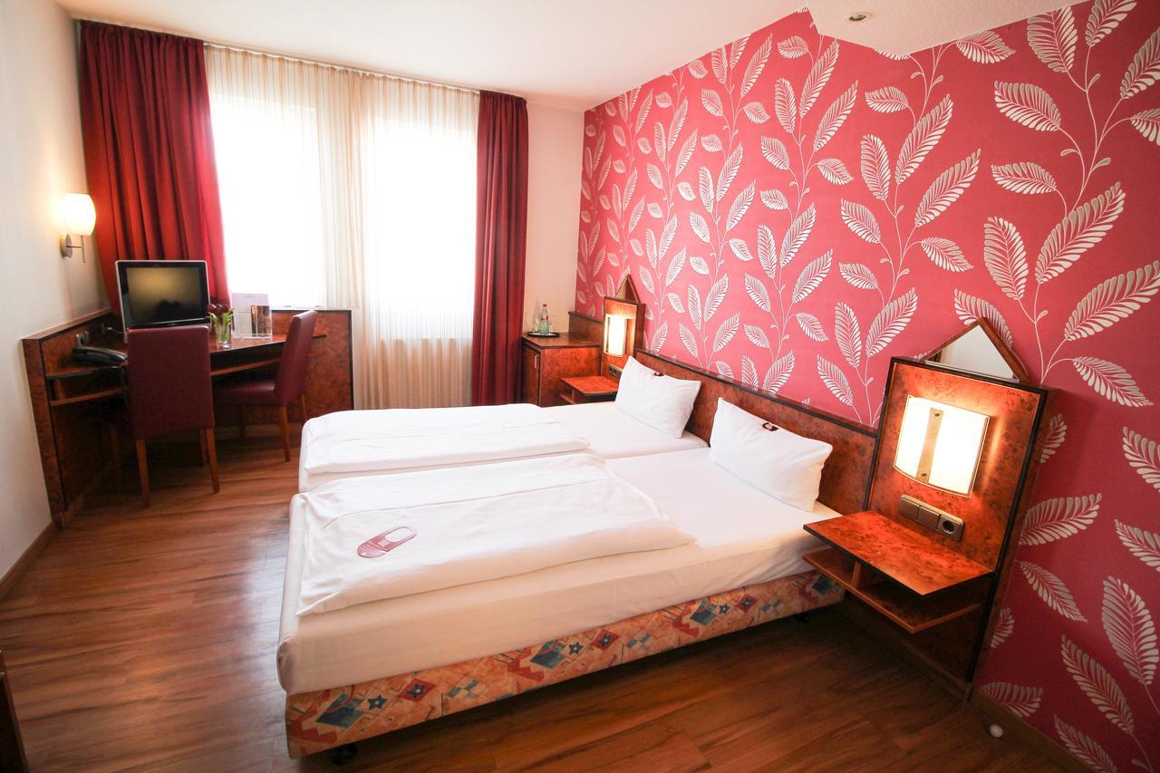 Hotel Miramar am Römer Frankfurt am Main Bagian luar foto